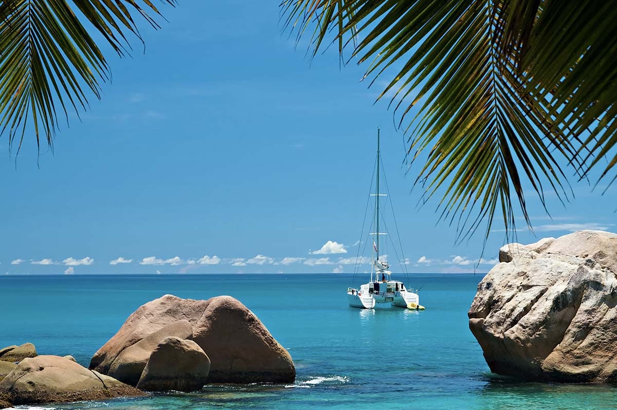 seychelles yacht charter